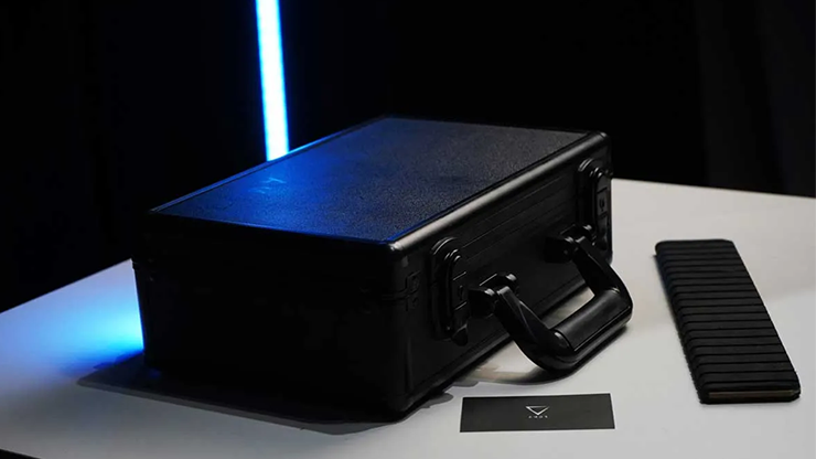 Magician's Case by Amor Magic-Alternate Worlds Magic