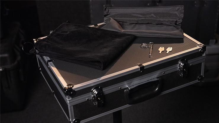 magicians-briedcase-table-with-servant