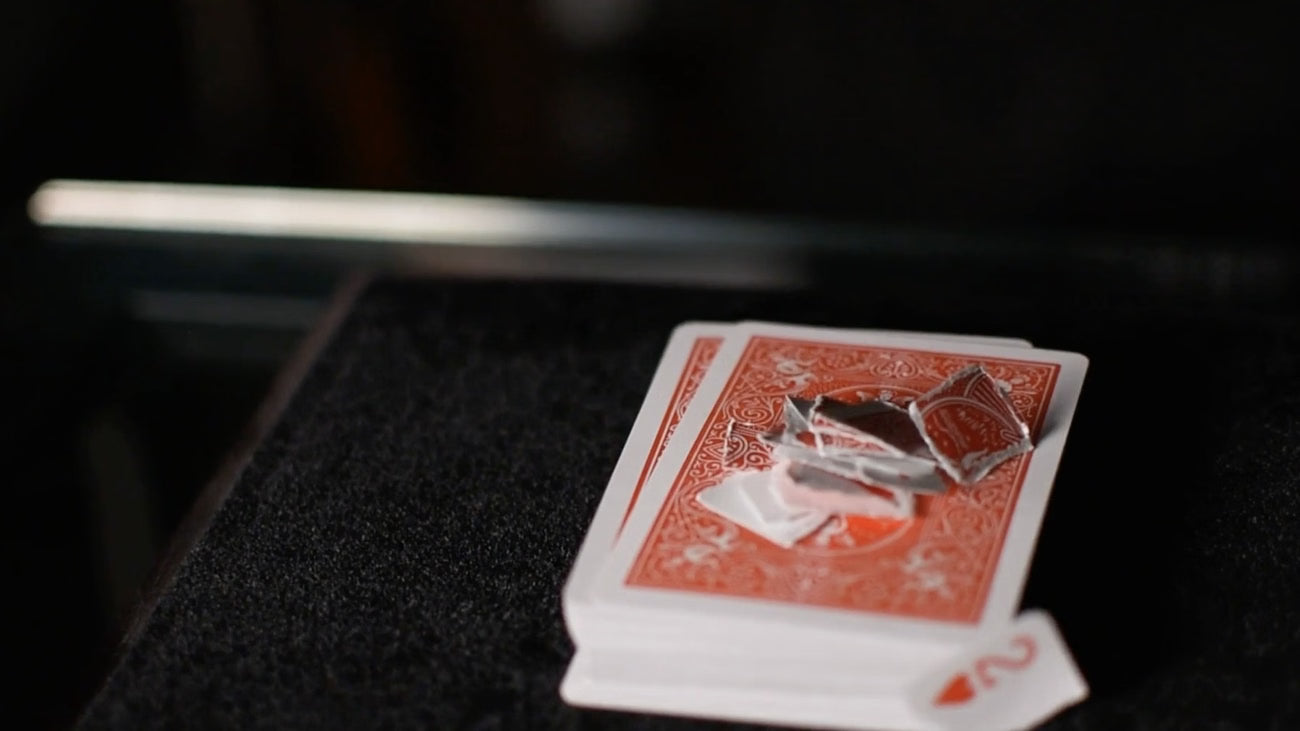 Phoenix – Torn & Restorn (Red) Card Trick